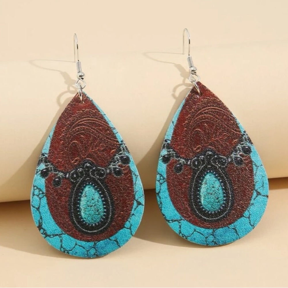 Western Turquoise Faux Leather Drop Earrings NWT